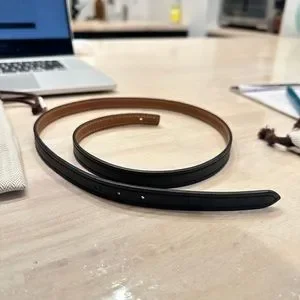 Women’s Hermes Focus Belt and Buckle Reversible Leather Strap 13mm Gold buckle Hermès-Hermes Focus Belt Buckle 13mm Reversible Leather  main image 3